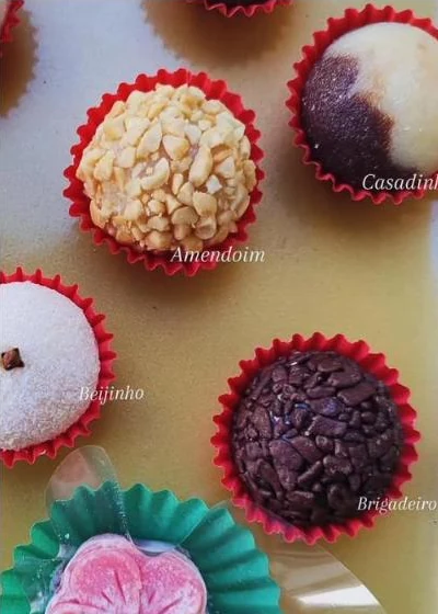 Amendoim, casadinho, beijinho, brigadeiro e Nesquik